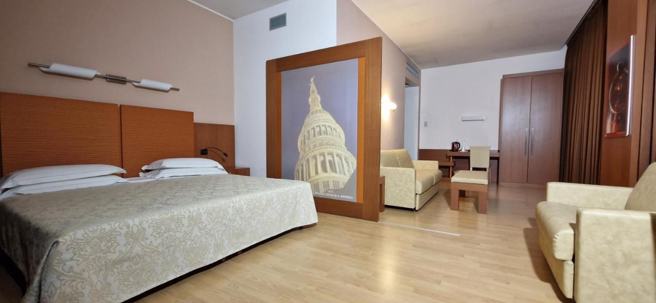 Bella Italia Palace Hotel Novara Exterior photo